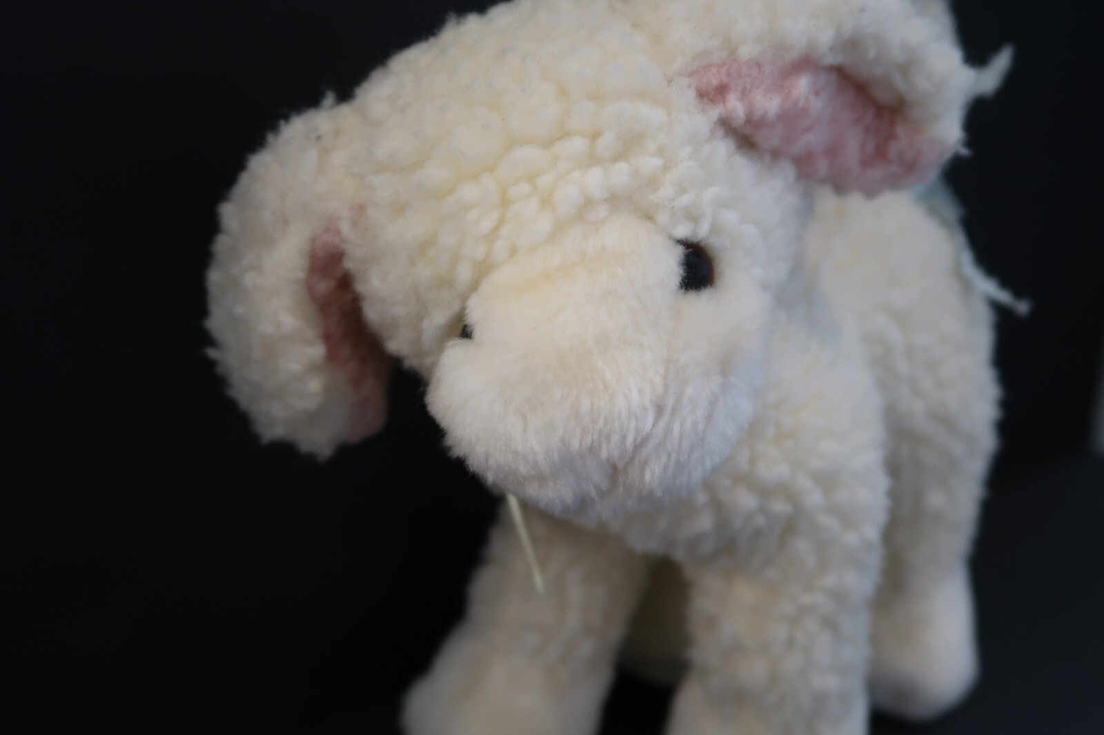 VTG 1988 Graphics Intl Heartline Lamb Plush Ivory Sherpa Fleece Green Ribbon