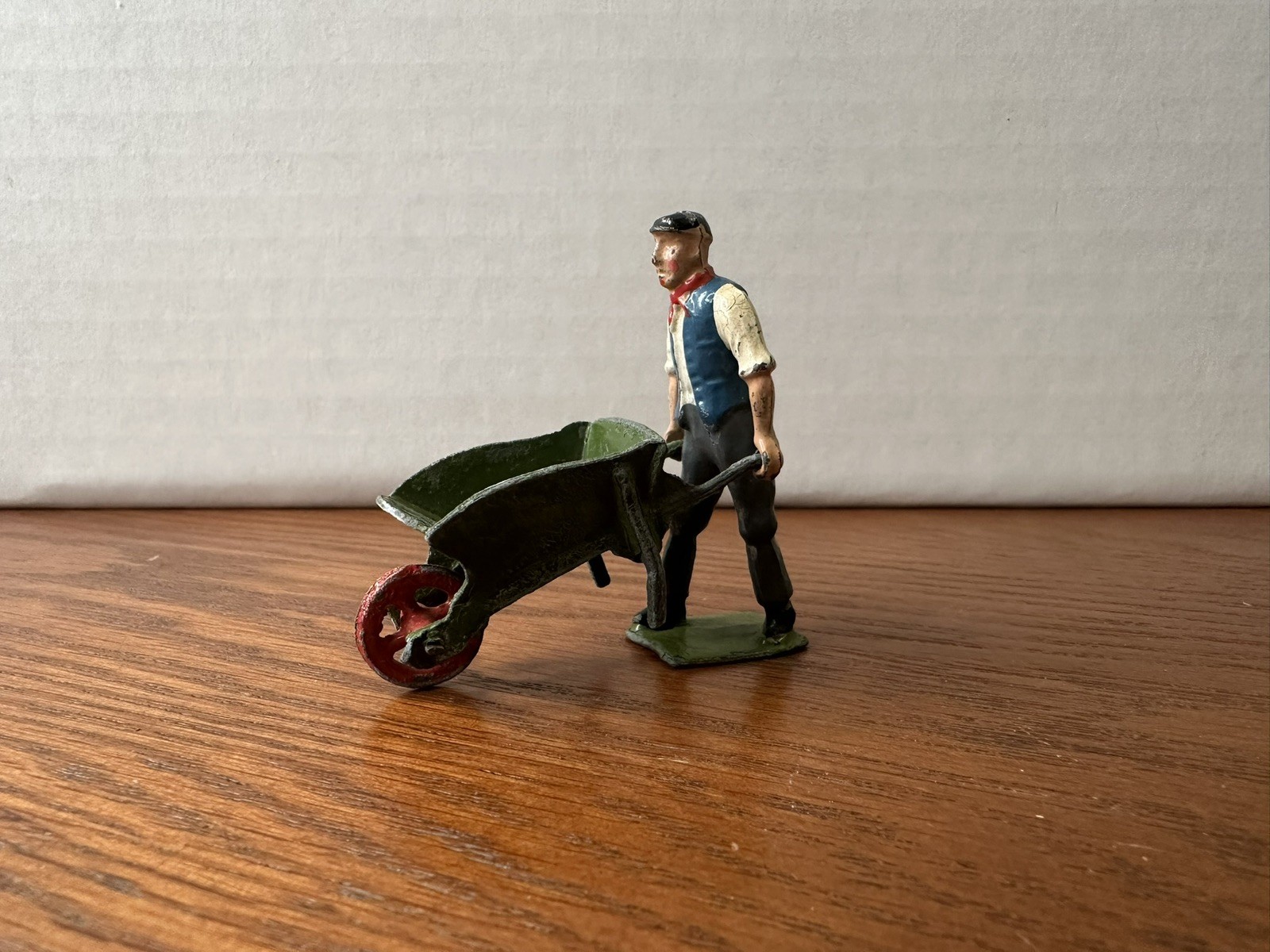 Vintage 1907-1920 Britains Ltd Proprietors Hollow Cast Lead Wheelbarrow and Man