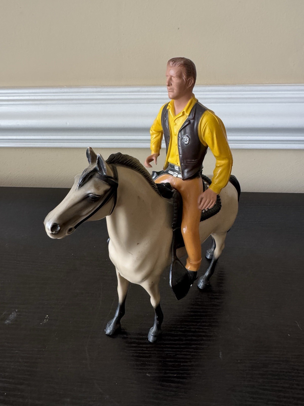 Hartland Matt Dillon Gunsmoke Western Figure & Horse & Saddle