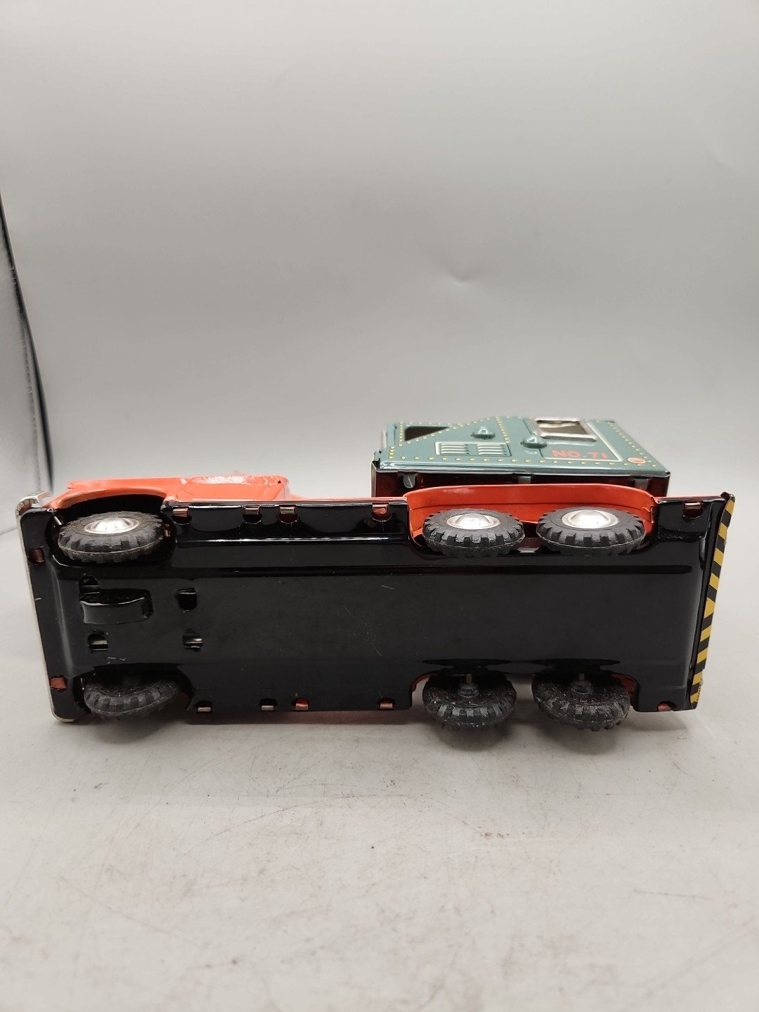 Vintage Tin Litho Daiya 267 Power Shovel Excavator Toy Friction Truck Excellent