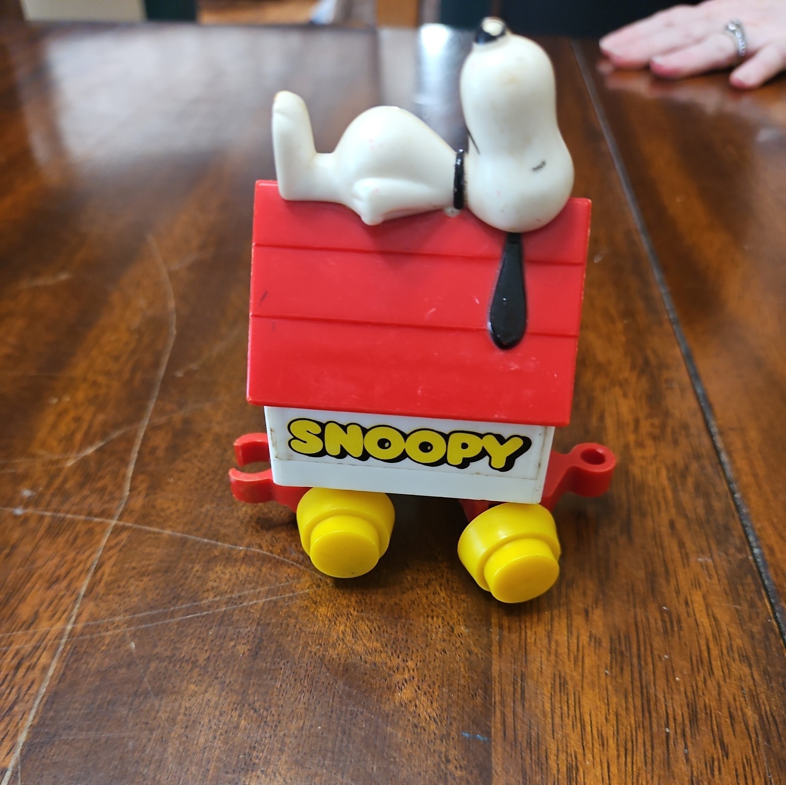 VINTAGE PEANUTS SNOOPY TRAIN CARRIAGE UNITED FEATURE SYNDICATE 1960S