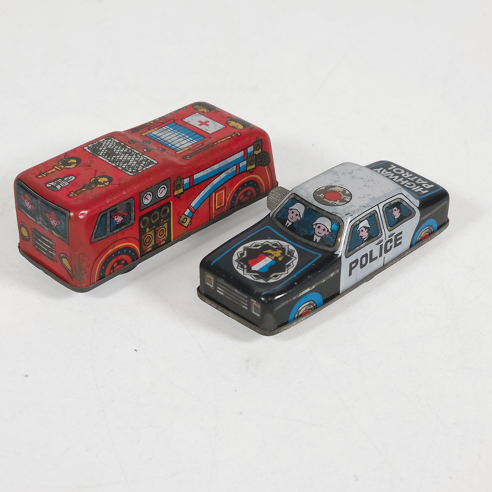 Tin • Lot of 2 • Fire Engine & Police Car • Kanto Made in Japan • 2″ Wind-up