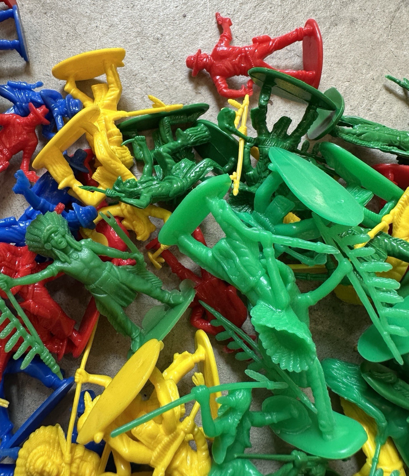 Vintage Plastic Cowboy and Indians Playset – Lot Of Multiple Colors
