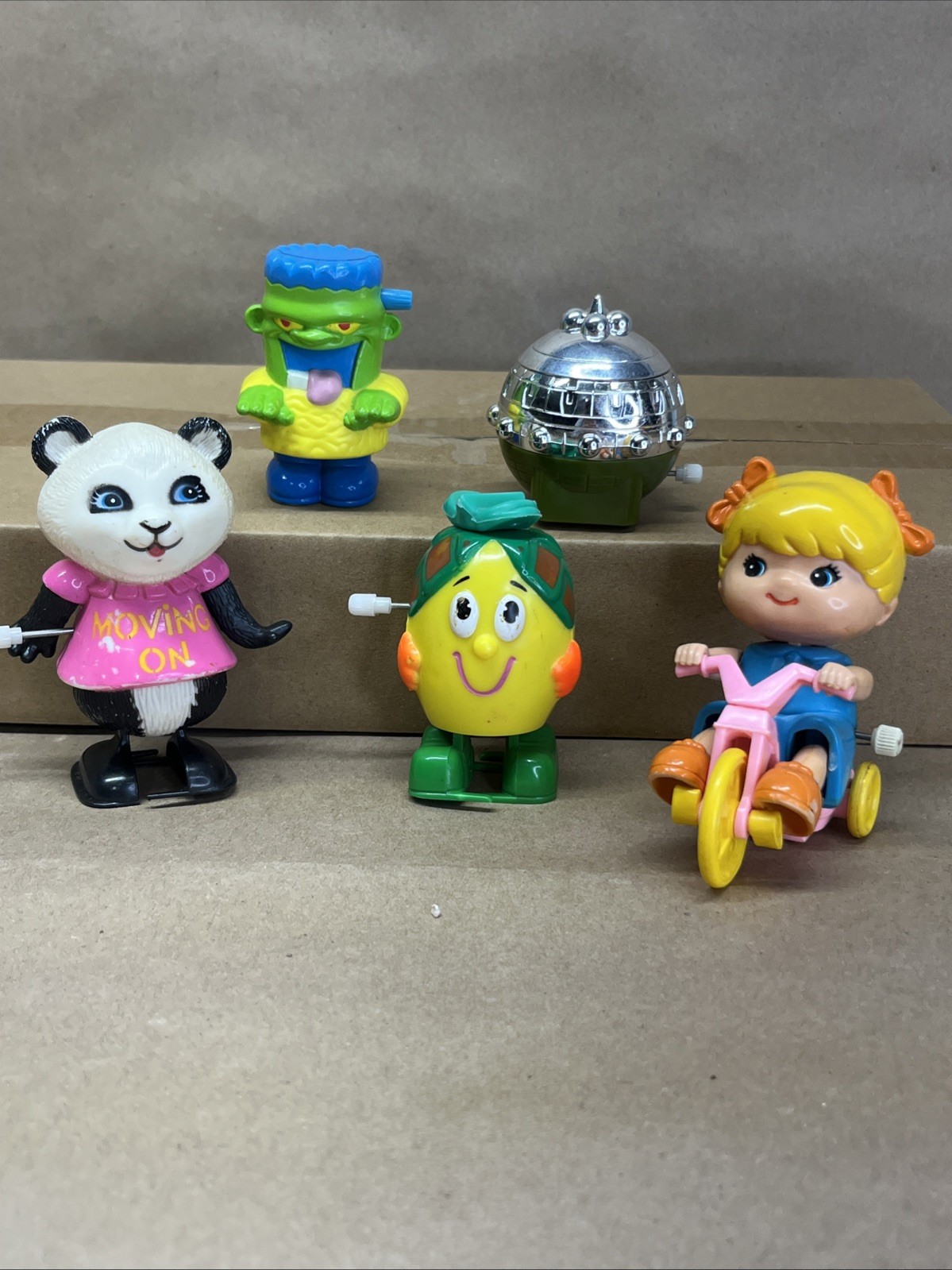 Lot of Wind Up Toys Vintage TOMY Hardee’s E.T. Panda Monster Pineapple READ